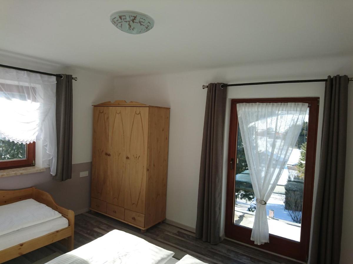 Berliner Ecke Hotel Mariazell Exterior photo
