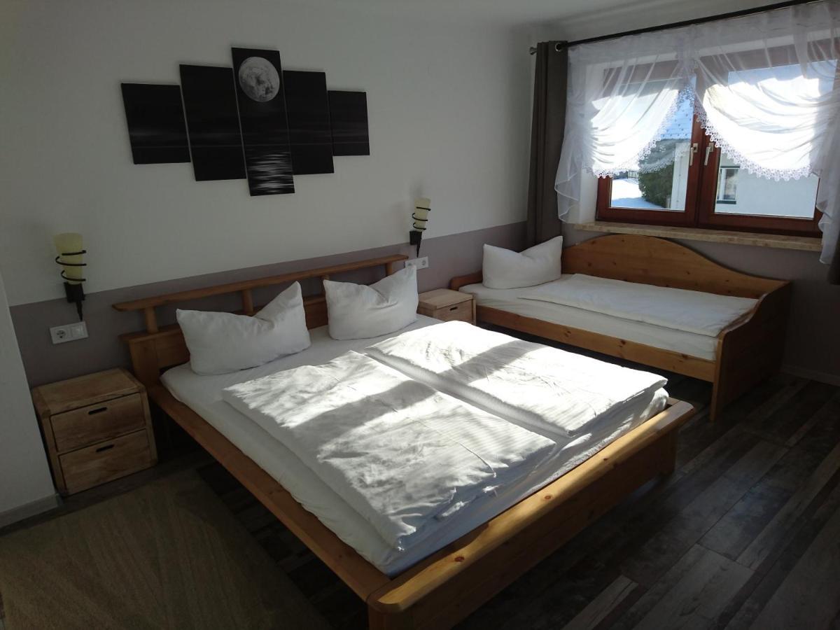 Berliner Ecke Hotel Mariazell Exterior photo